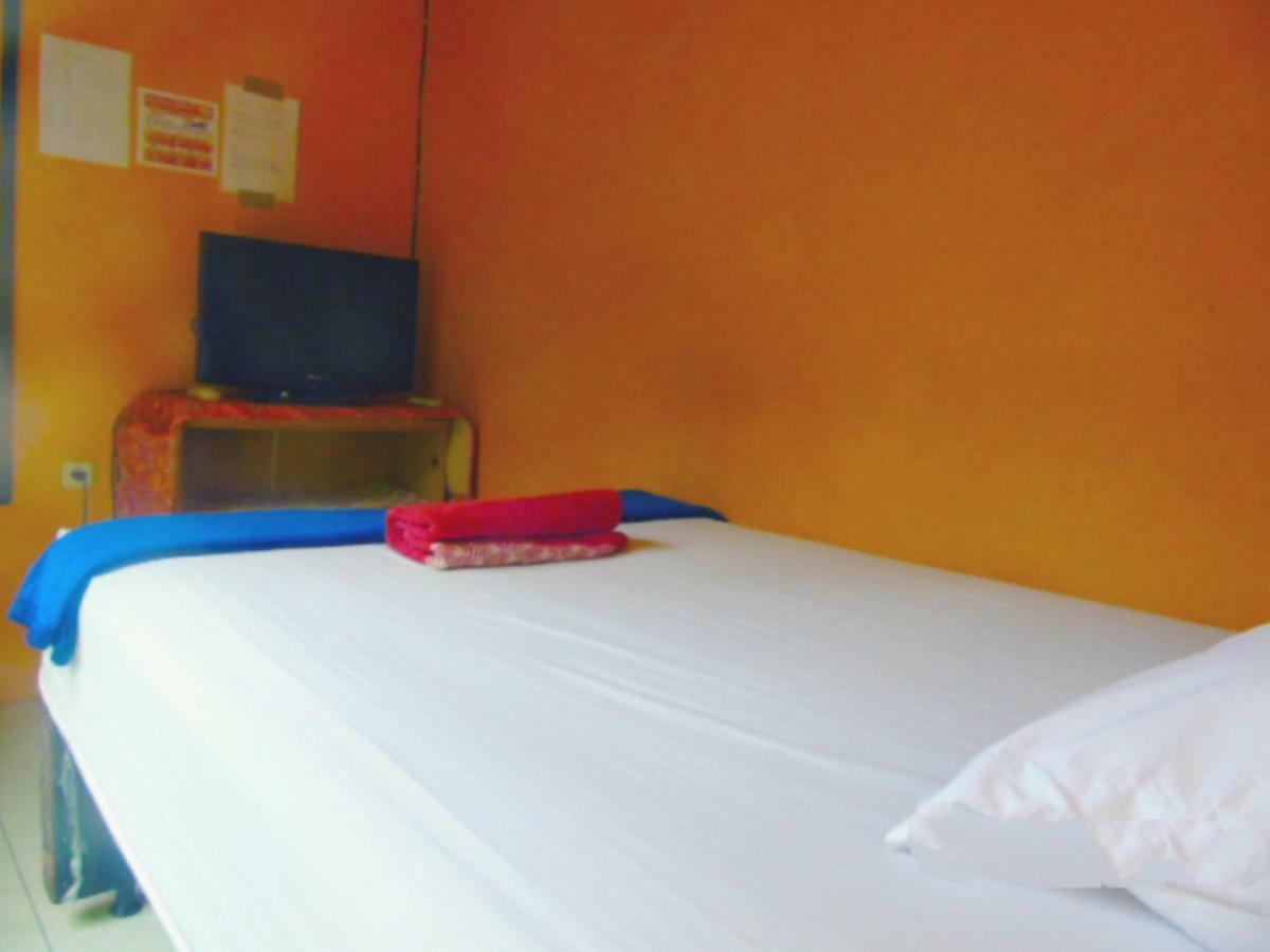 Aini Home Stay Ternate Kültér fotó